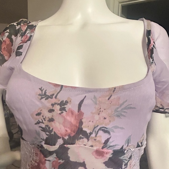 ASOS DESIGN Tall flutter.sleeve maxi dress with lace insert in blue burnout - Picture 10 of 12